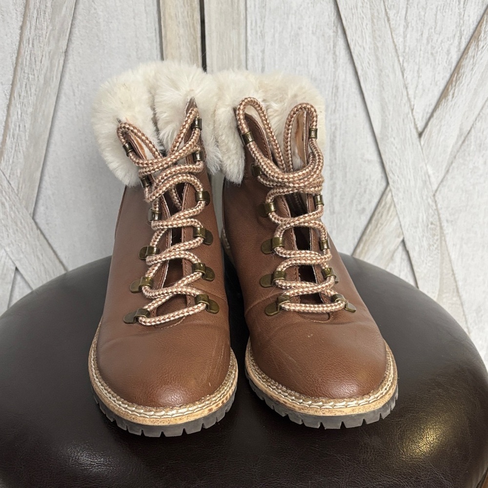 Women's Brown Fur-Lined Ankle Boots - Picture 6 of 8